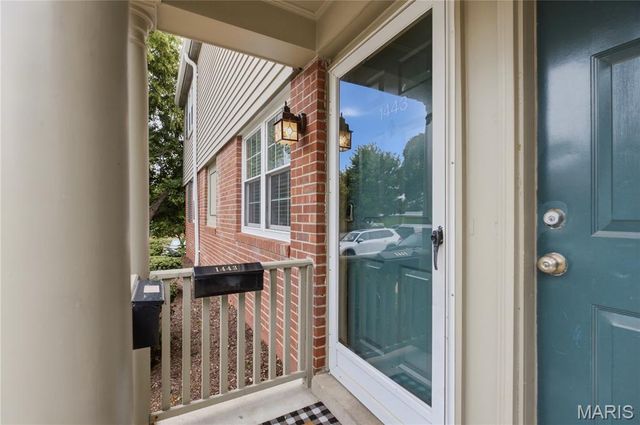 1443 Bobolink Place, Brentwood, MO 63144