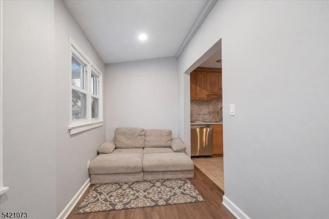 117 Pershing Ave, Roselle Park Boro, NJ 07204