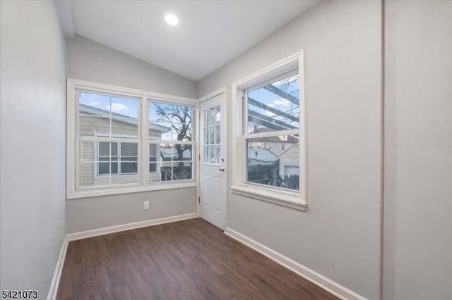 117 Pershing Ave, Roselle Park Boro, NJ 07204