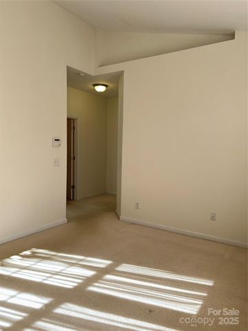 8649 Brookings Drive, Charlotte, NC 28269