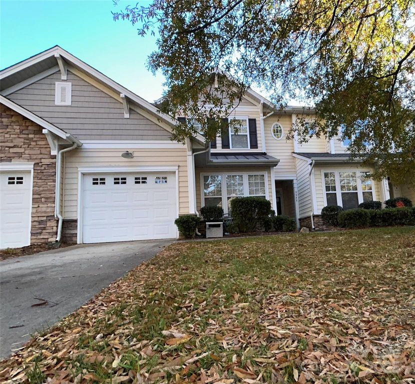 8649 Brookings Drive, Charlotte, NC 28269