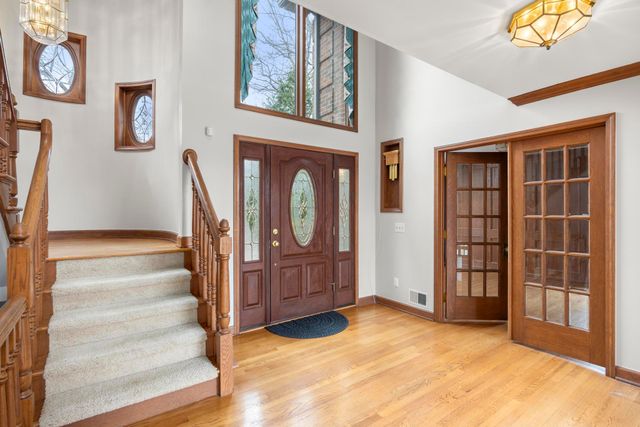 1260 Silverbell Road, Rochester, MI 48306