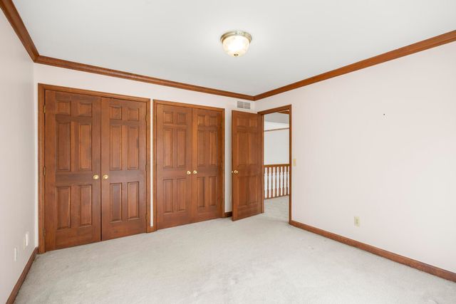 1260 Silverbell Road, Rochester, MI 48306