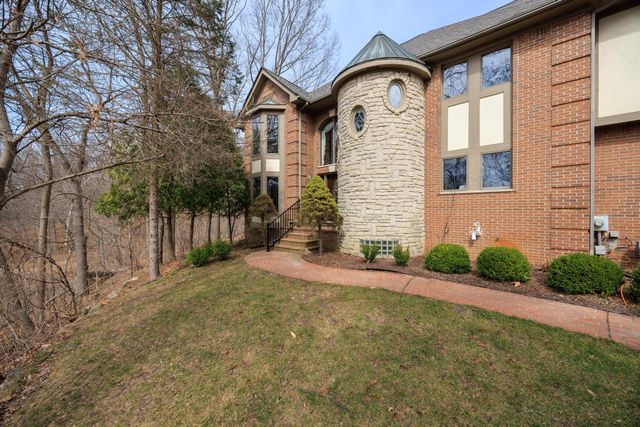 1260 Silverbell Road, Rochester, MI 48306