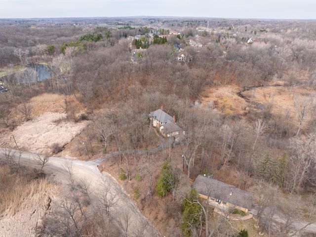 1260 Silverbell Road, Rochester, MI 48306