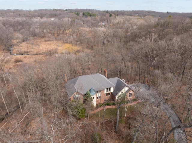 1260 Silverbell Road, Rochester, MI 48306