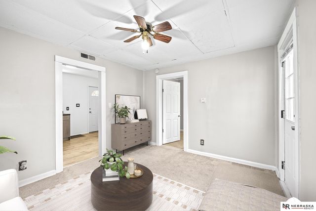 5104 N 14th Street, Omaha, NE 68110