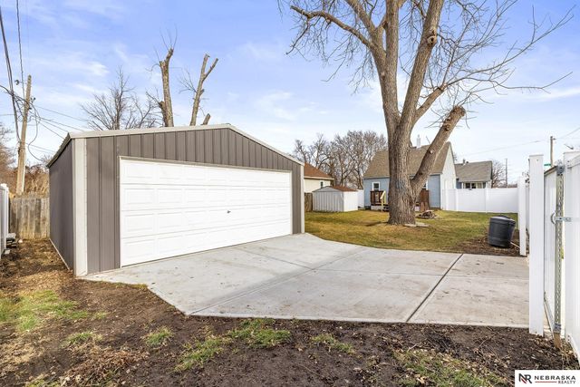 5104 N 14th Street, Omaha, NE 68110