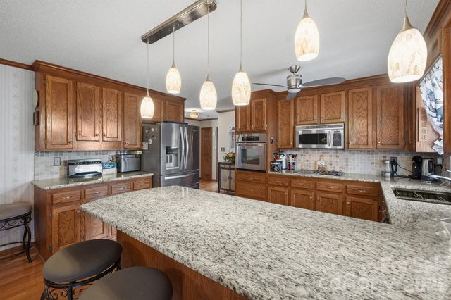 1924 Buck Shoals Road, Hamptonville, NC 27020