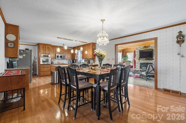 1924 Buck Shoals Road, Hamptonville, NC 27020