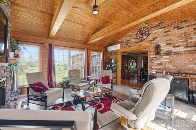 1924 Buck Shoals Road, Hamptonville, NC 27020