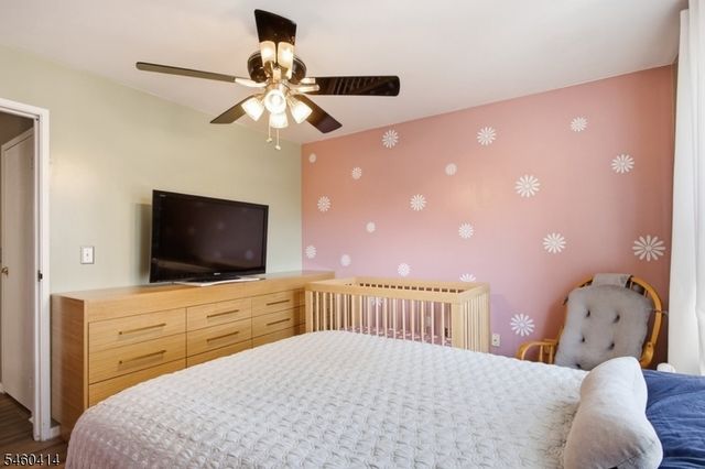36 E Grand Ave 13, Rahway City, NJ 07065