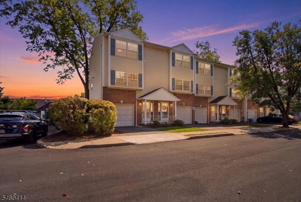 36 E Grand Ave 13, Rahway City, NJ 07065