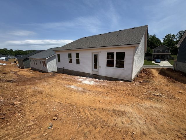 1158 Tybee Dr, Clarksville, TN 37042
