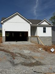 1158 Tybee Dr, Clarksville, TN 37042