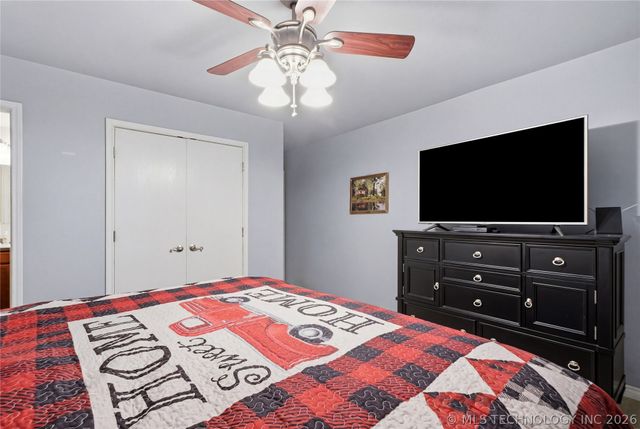 11 W Fairlane Place, Sapulpa, OK 74066