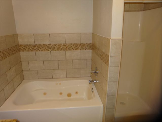 1606 Quail Run, Brookshire, TX 77423