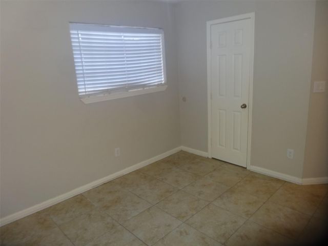 1606 Quail Run, Brookshire, TX 77423