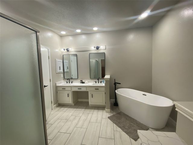 1321 Newbury Lane, Plano, TX 75025