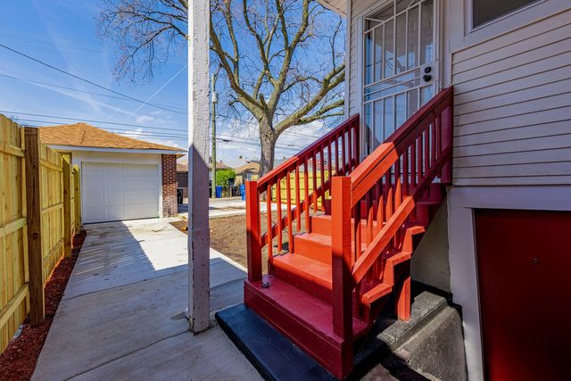 8020 S Bishop Street, Chicago, IL 60620