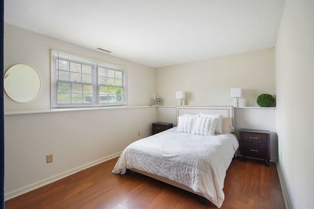 131 Queen Ave, West Springfield, MA 01089