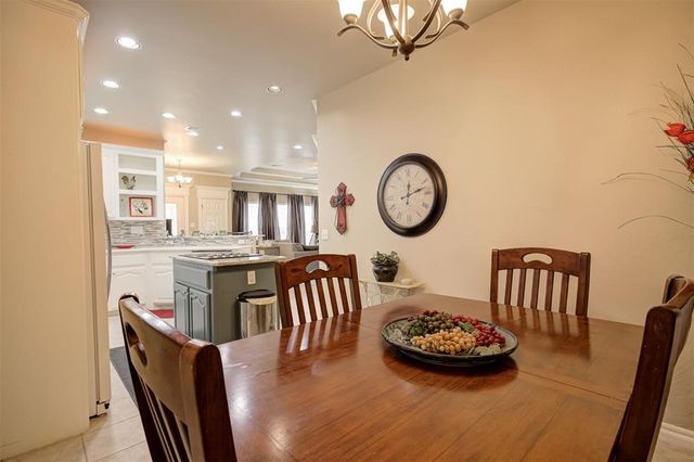 1632 Laurel Place, Edmond, OK 73003