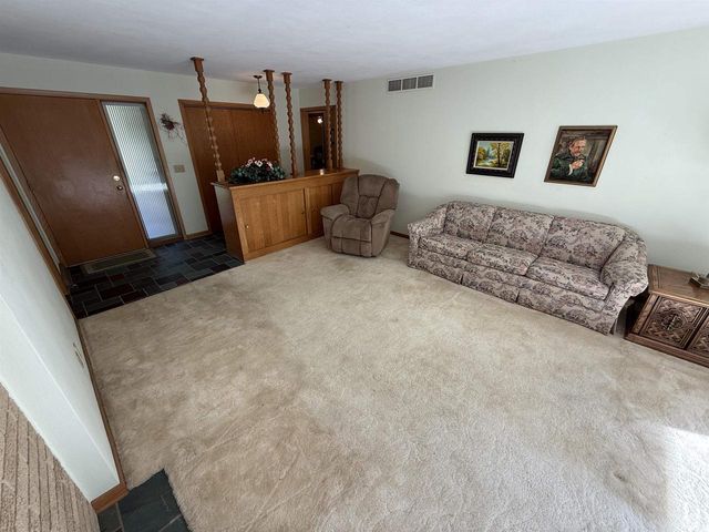 1839 Arrowhead Drive, Beloit, WI 53511