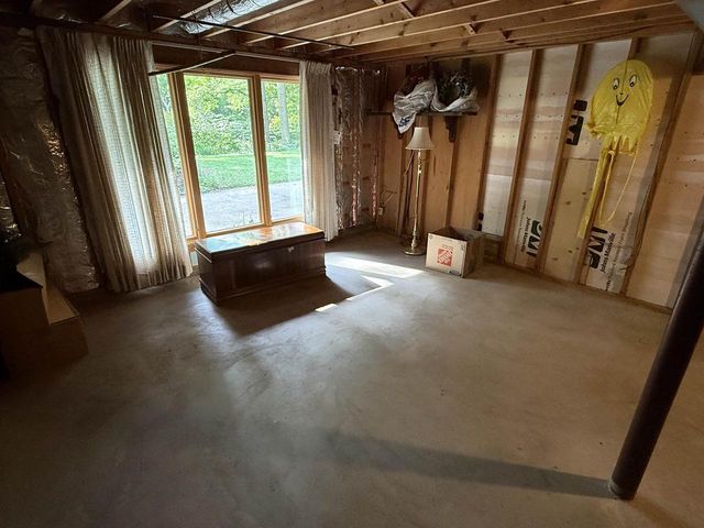 1839 Arrowhead Drive, Beloit, WI 53511