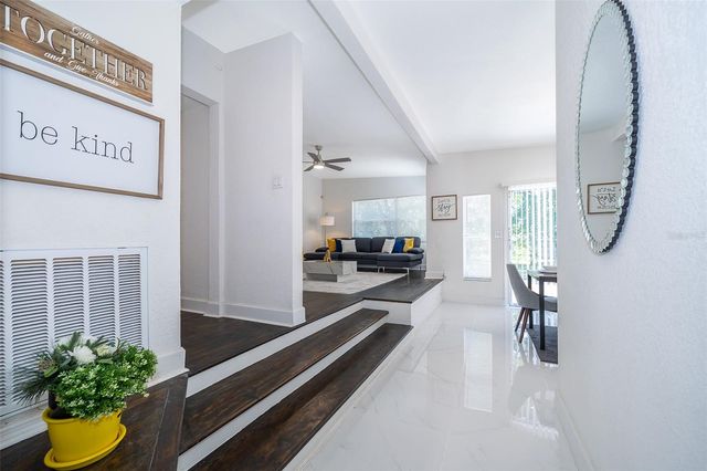 5815 WOLF ROAD, Orlando, FL 32808