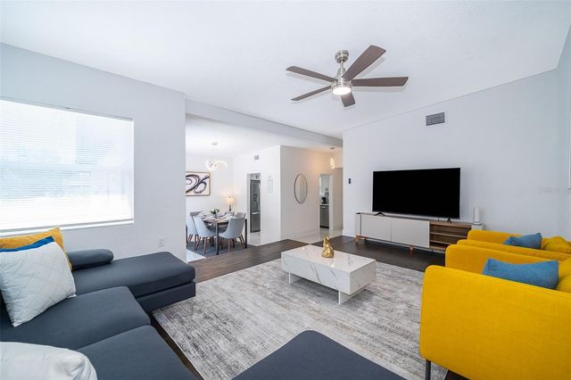 5815 WOLF ROAD, Orlando, FL 32808