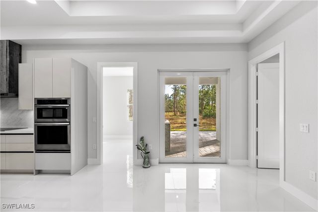 3990 27th AVE NE, Naples, FL 34120