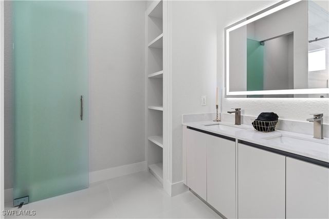 3990 27th AVE NE, Naples, FL 34120