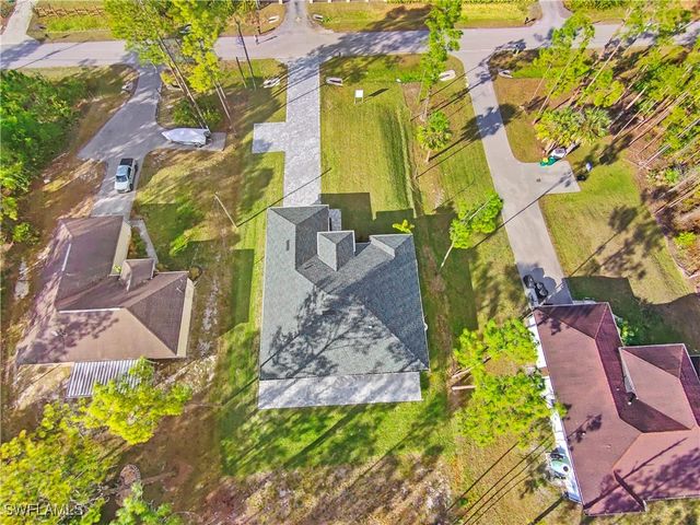 3990 27th AVE NE, Naples, FL 34120