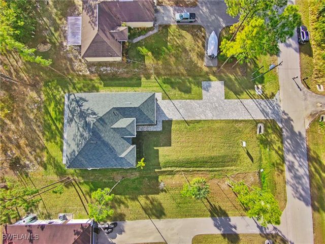 3990 27th AVE NE, Naples, FL 34120