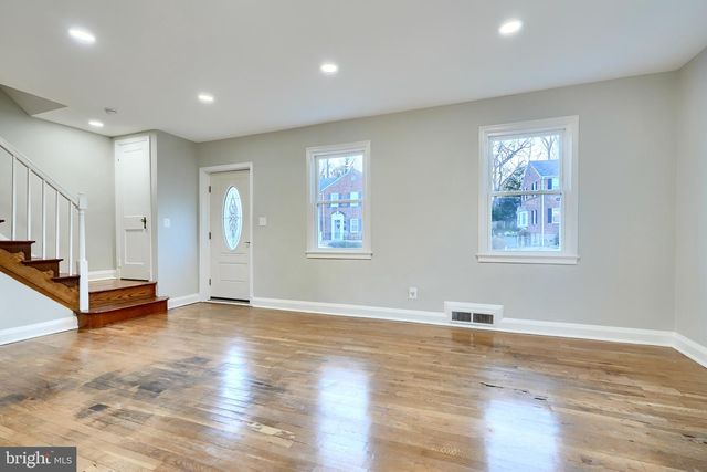 51 BRIARWOOD RD, Catonsville, MD 21228