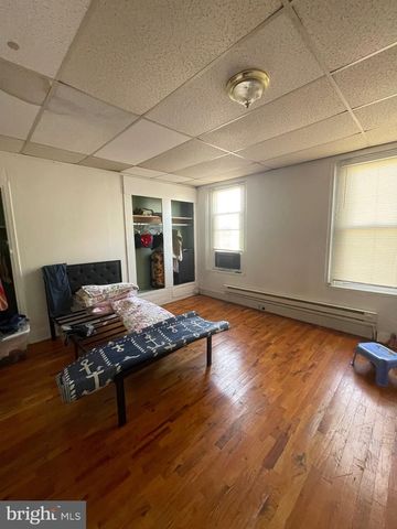 2235 S 6TH ST, Philadelphia, PA 19148