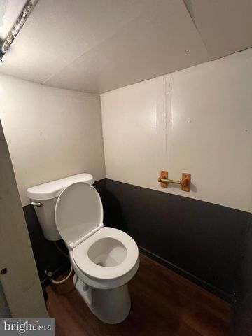 2235 S 6TH ST, Philadelphia, PA 19148
