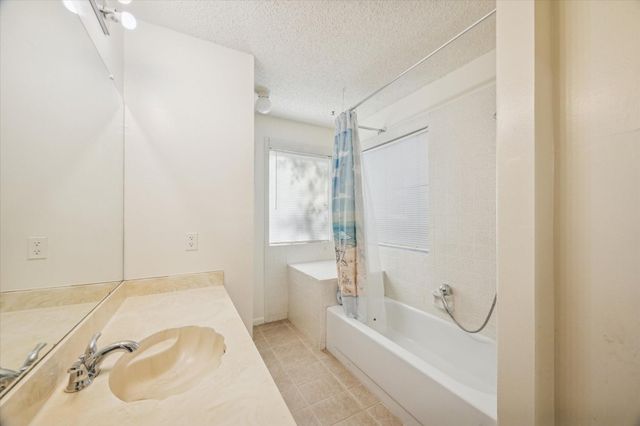 1119 Downing Circle, League City, TX 77573