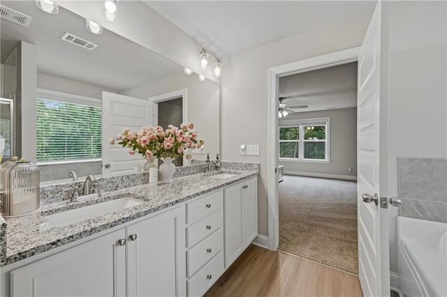 656 East Lake Road, Mcdonough, GA 30252