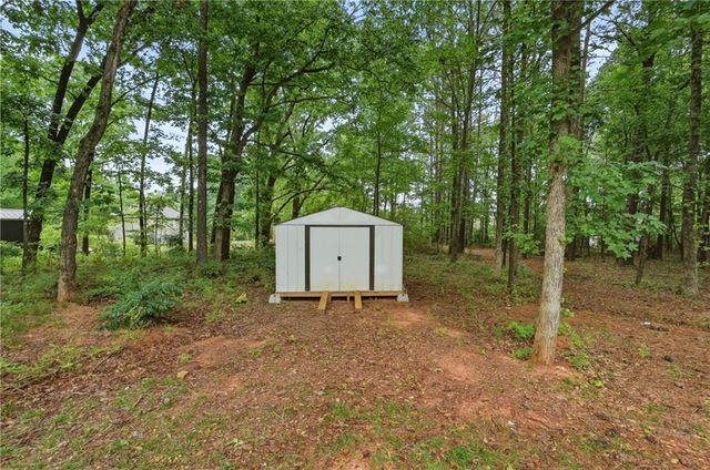 656 East Lake Road, Mcdonough, GA 30252