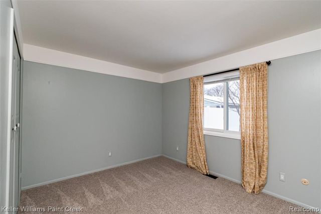 44205 Felstone Drive, Sterling Heights, MI 48313