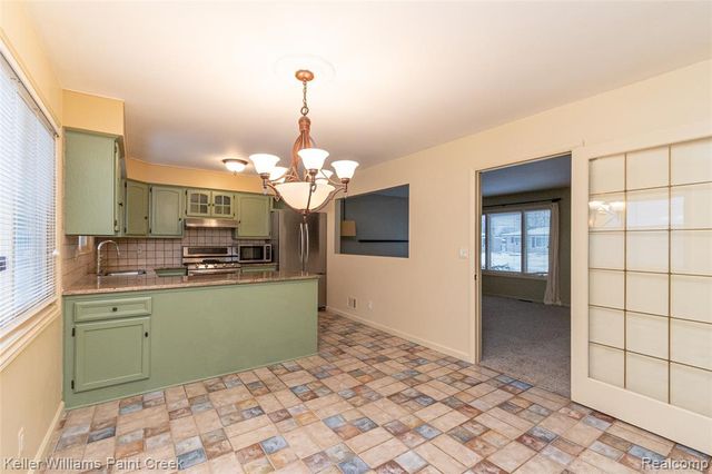 44205 Felstone Drive, Sterling Heights, MI 48313