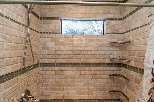 44205 Felstone Drive, Sterling Heights, MI 48313