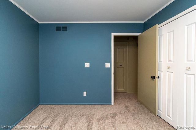 44205 Felstone Drive, Sterling Heights, MI 48313