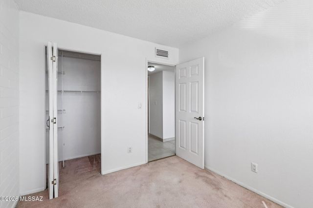 1378 S Avenida Polar Apt L3, Tucson, AZ 85710