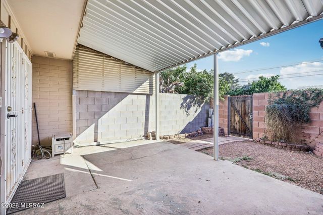 1378 S Avenida Polar Apt L3, Tucson, AZ 85710