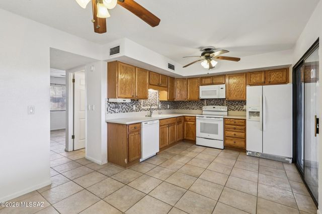 1378 S Avenida Polar Apt L3, Tucson, AZ 85710
