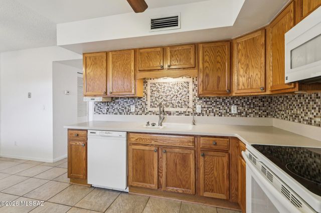 1378 S Avenida Polar Apt L3, Tucson, AZ 85710