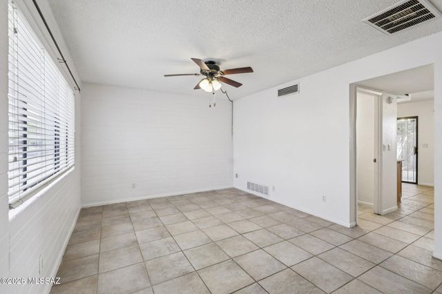 1378 S Avenida Polar Apt L3, Tucson, AZ 85710