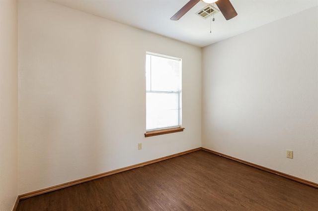 1401 Nottoway Drive, Midwest City, OK 73130